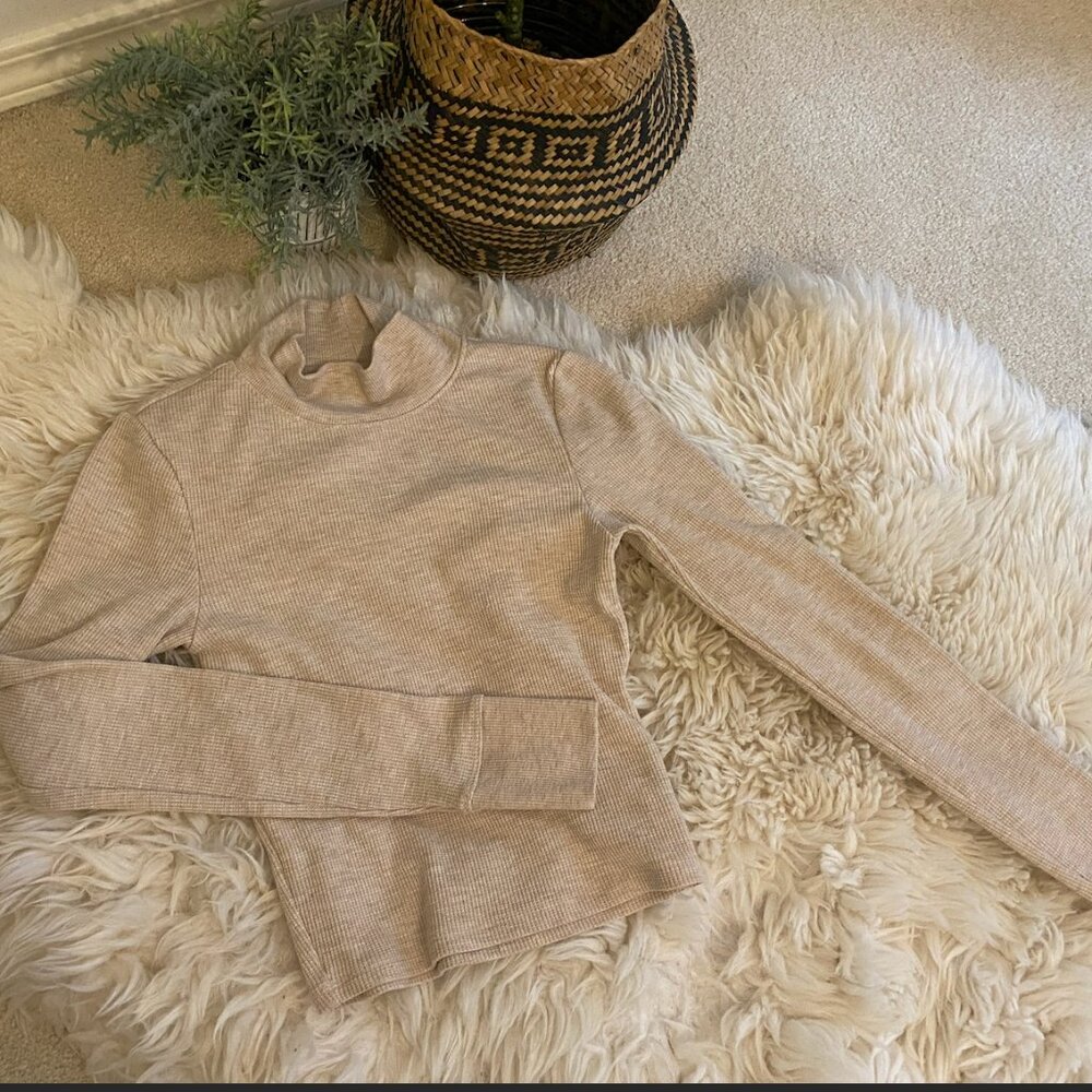 American Eagle Cream Ribbed Crop Turtleneck — XS — NWOT